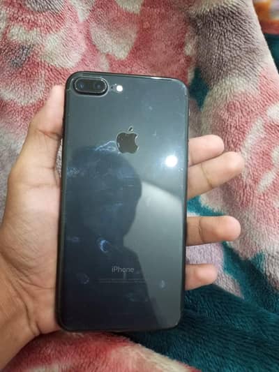 I phone 7 plus 128gb colour black condition 10/9
