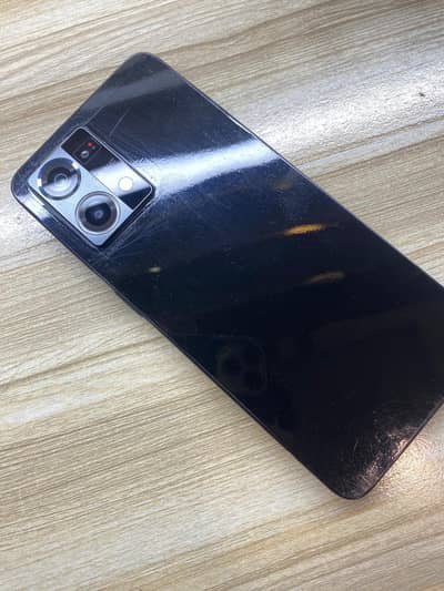 Oppo F 21 pro urgent sale