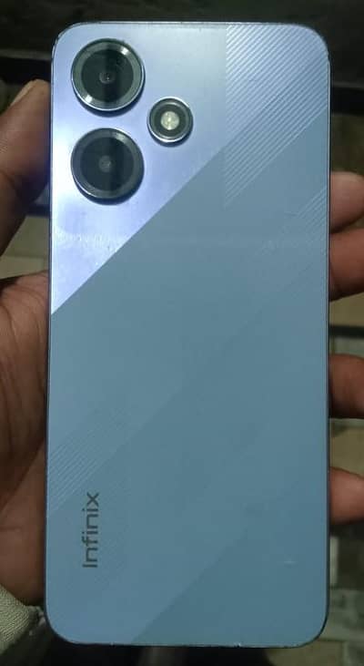 Infinix hot 30 play with box charge adopter vivo4+4/64. . Battery6000mah
