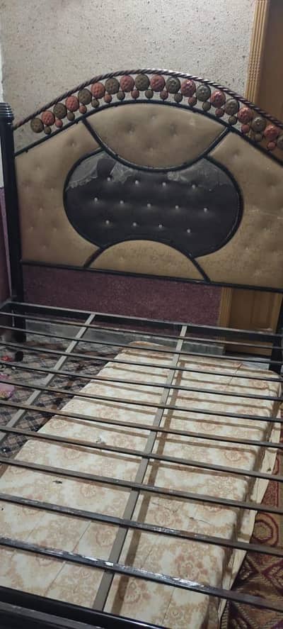 Bed for sale, Premium quality