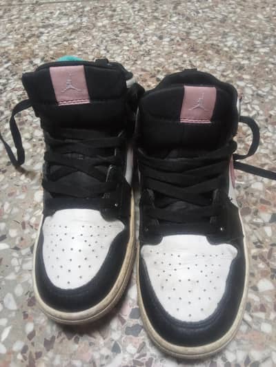 imported old Shoes Per pair