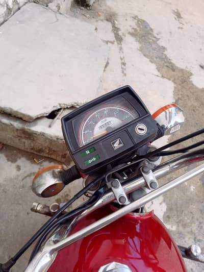 bahut acchi bike hai