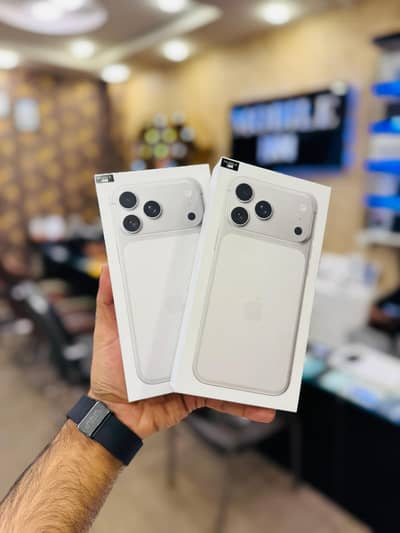 Box Pack Apple Iphone 17 Pro 256GB Dual E-SIM Silver Factory Unlock