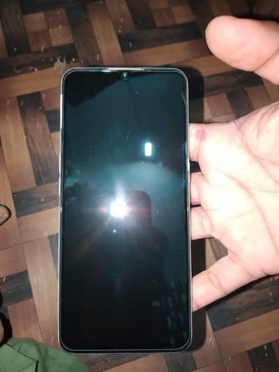 oppo f17 without box with charger  used set box missing