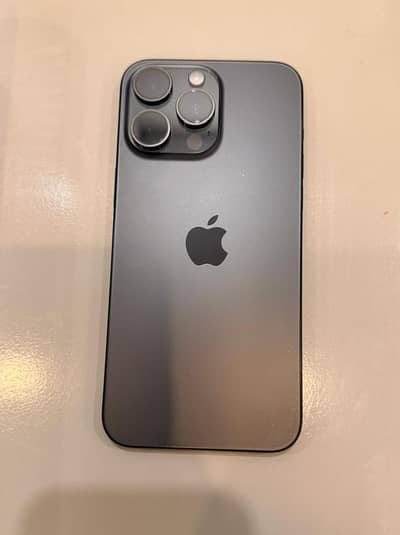 iPhone 15 Pro Max – 256GB – Black Titanium (Non-PTA)