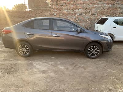 1.5 Yaris full optional