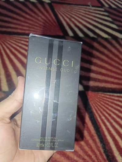 Gucci intense oud