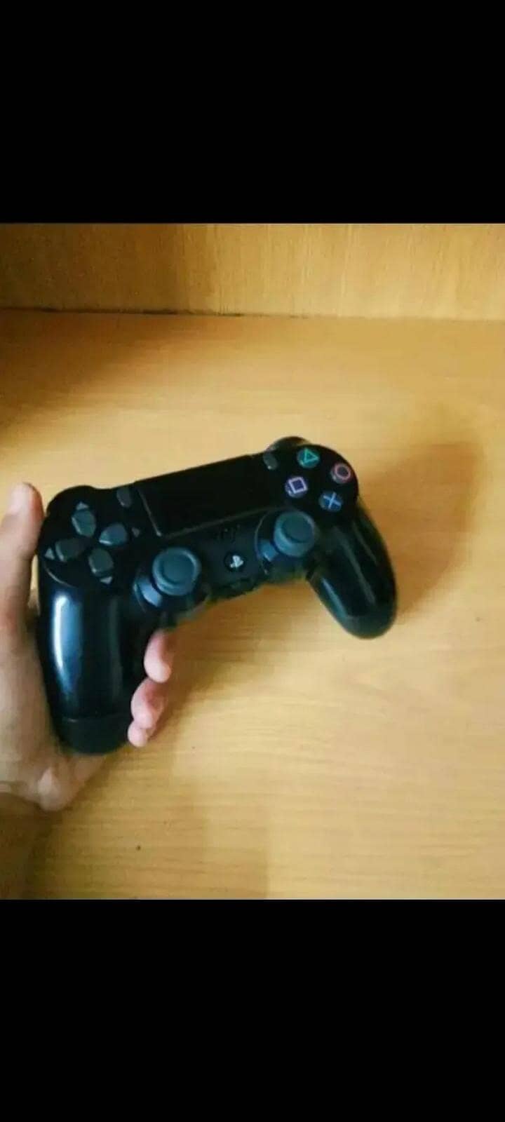 PS4 CONTROLLER 0