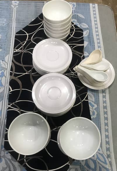 Elegant Dinnerware Soup Set