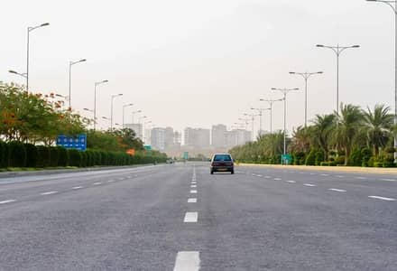 500sq yd Plots at Main Jinnah Avenue Facing with easy access to main Gate of BTK. AT INVESTOR RATES