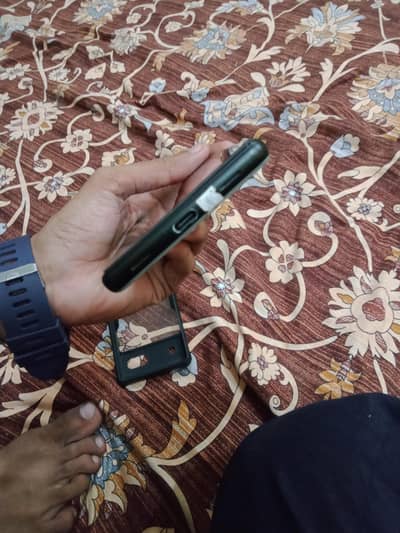 10/10 condition please serious people contect me