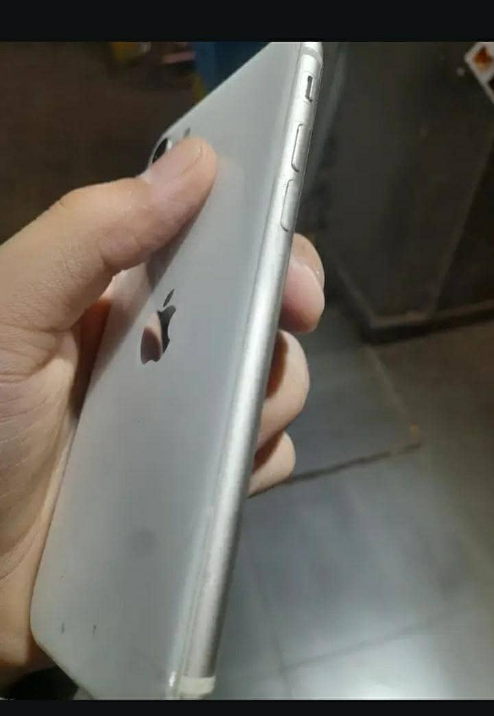 iPhone se 3rd generation 2