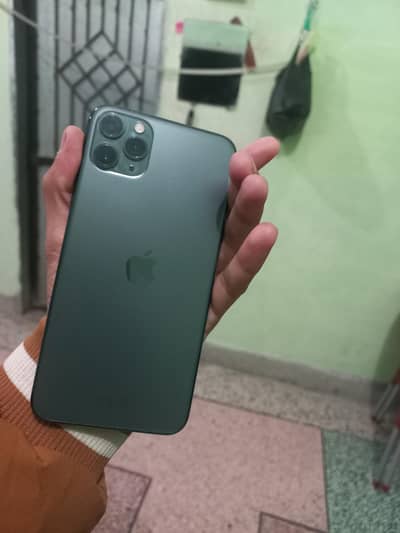 iphone11promax 64 gb 77 battery health with box face id issue