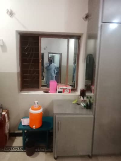 6 marla 2nd floor for rent