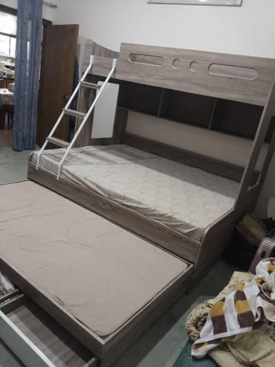 Bunk bed