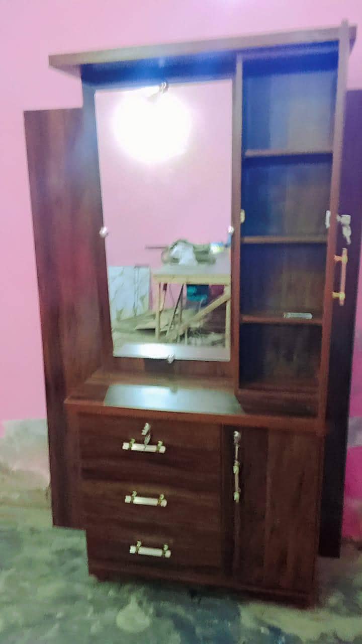 This is an Dressing Table 1