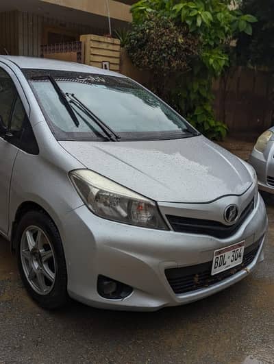 Toyota Vitz 2013-15 mint condition