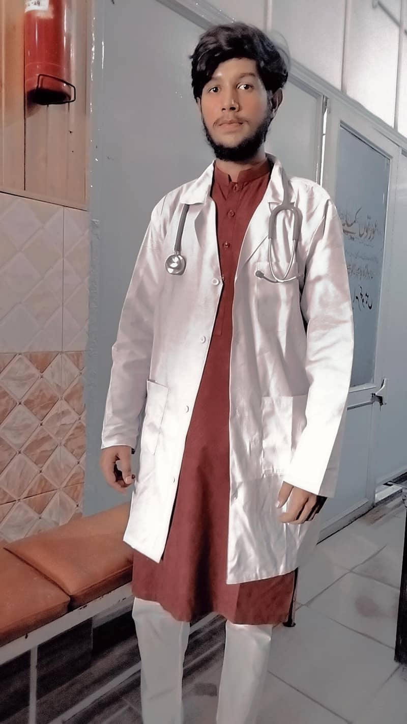 السلام علیکم اگر کسی کو ڈسپنسر کی ضرورت ہے تو رابطہ کرے 1