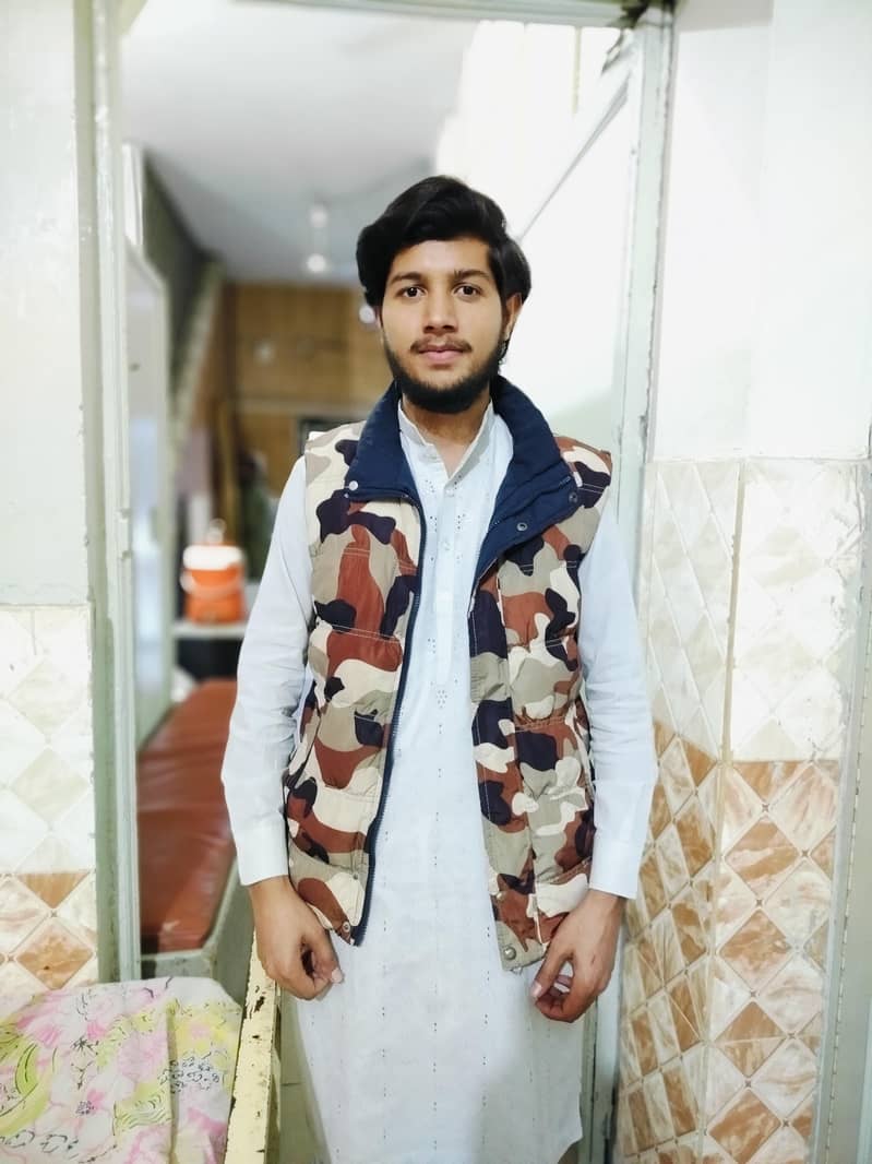 السلام علیکم اگر کسی کو ڈسپنسر کی ضرورت ہے تو رابطہ کرے 2