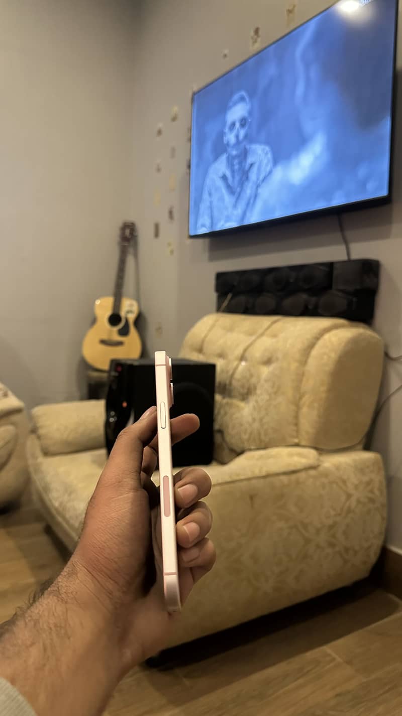 Iphone 15 plus 6