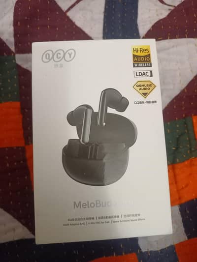 QCY MeloBuds Pro – Hi-Res Audio (LDAC), 46dB Adaptive ANC, Like New!