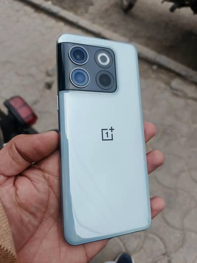 I am sale One plus 10T 12gb 256gb non PTA
