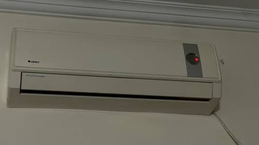 1 ton GREE Air conditioner