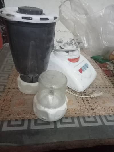 A local juicer machine