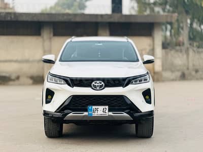 Toyota Fortuner Legender 2022