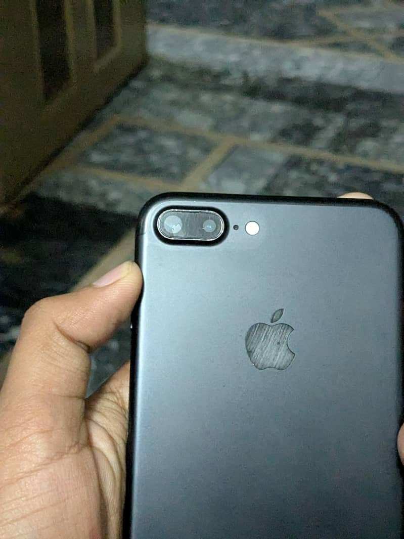 IPHONE 7 PLUS 2