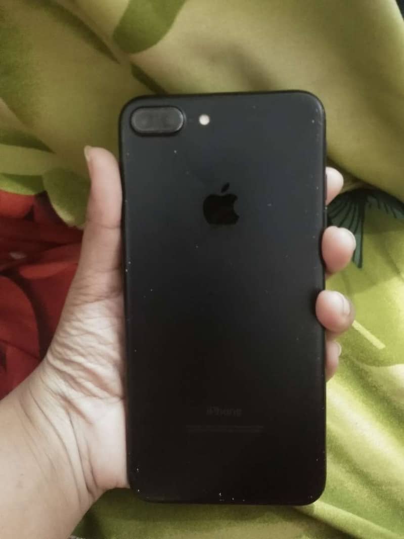 Apple iPhone 7 Plus 4