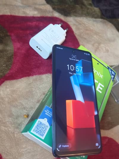 infinx not 10 pro ,8 128 with box and chger all original