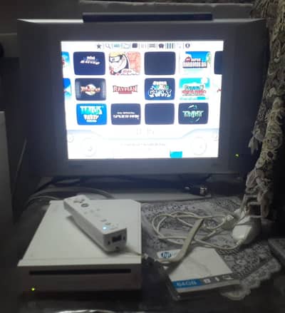 Nintendo Wii with 64GB USB with 30+ Games Installed