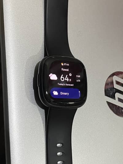Fitbit versa 4 Original with Charging cable
