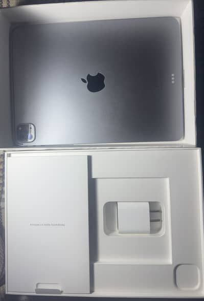 iPad pro M2-256 GB Space grey