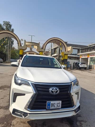 Toyota Fortuner Sigma 2.8