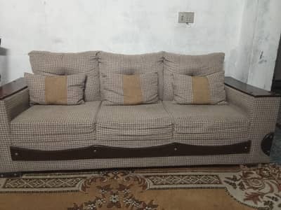 sofa set of 123 and table set of 3