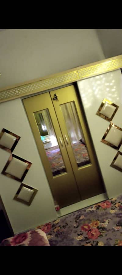 Bed set-beautiful Bedroom set with wardrobe and dressing table