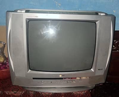 LG tv full okay