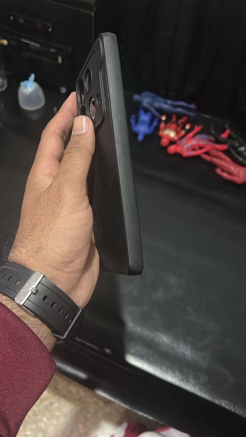 note 40 pro plus 5g 1