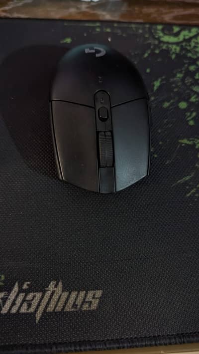 Corsair 8GB DDR4 Ram & Logitech g305