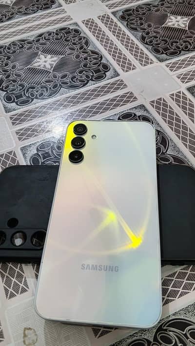 Samsung a15 4g dual sim pta approved 6/128 new condition