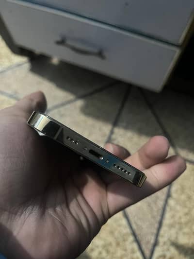 iPhone 13 Pro jv 10/10 condition only battery change