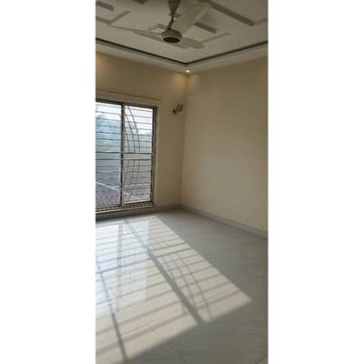 A Well Designed Upper Portion Is Up For rent In An Ideal Location In Lahore
