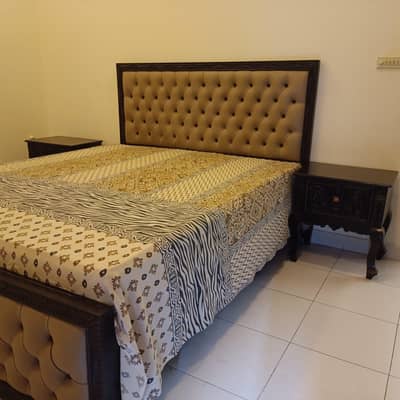 Wooden Bed set with console and side tables
