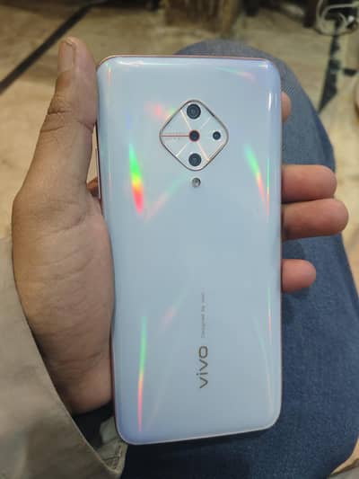 Vivo Y51