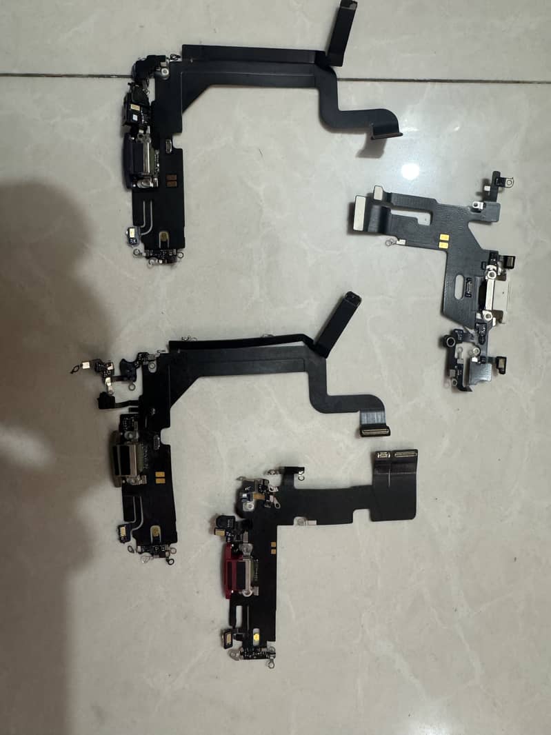 Iphone spare parts - Other Accessories - 1109975632