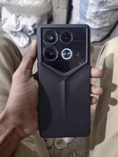 Infinix note 40 8+8/256 with all accessories