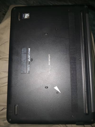 Dell latitude 3380 New condition