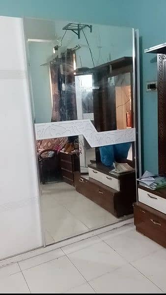 Double sliding door Wardrobe